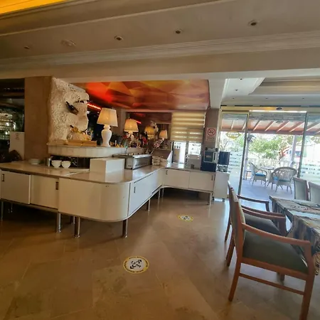 Perlo Hotel Antália